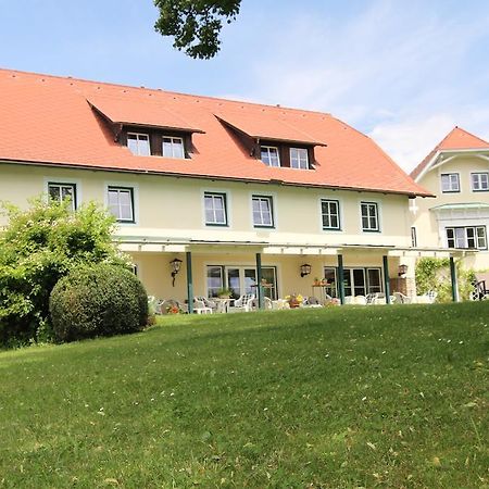 Landhaus Strussnighof Pörtschach am Wörthersee エクステリア 写真