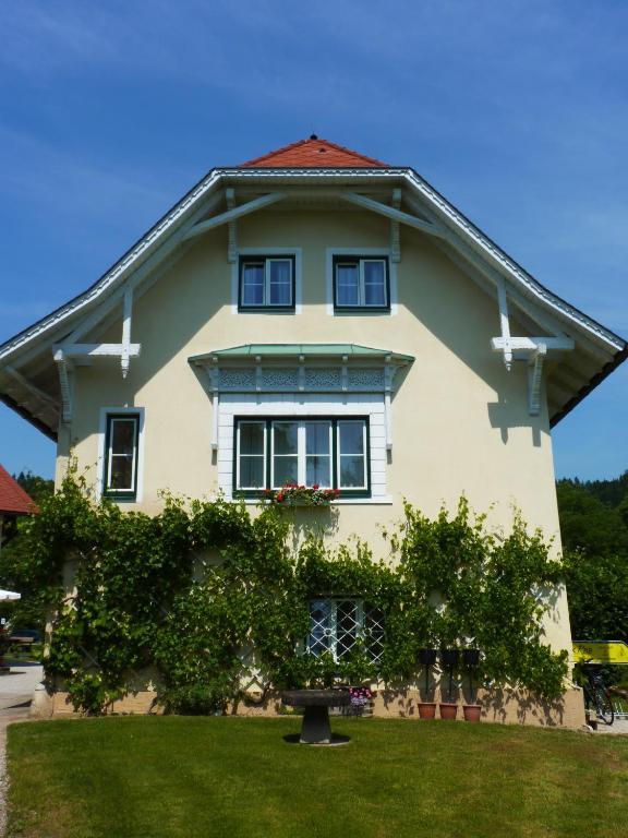 Landhaus Strussnighof Pörtschach am Wörthersee エクステリア 写真