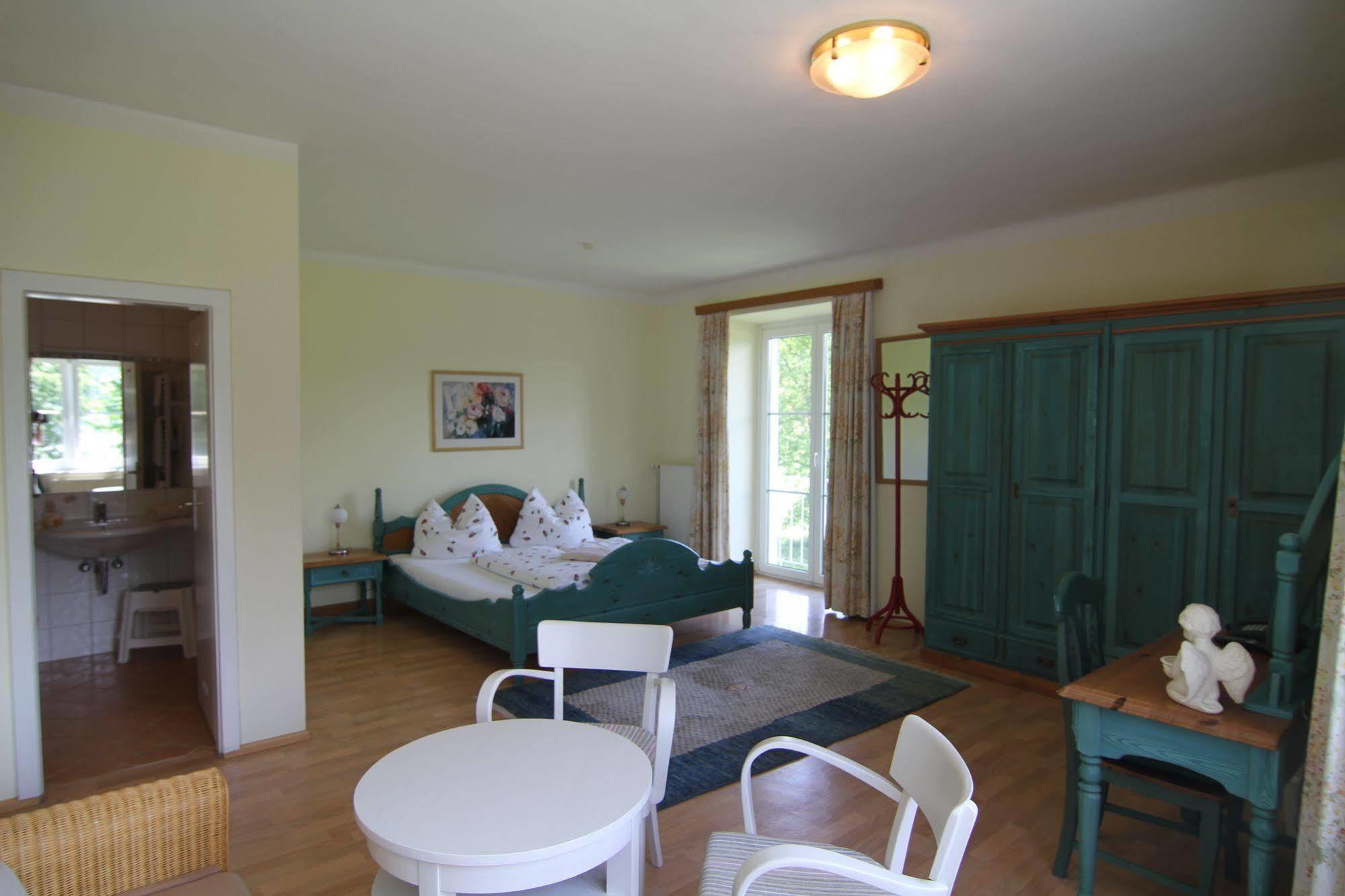 Landhaus Strussnighof Pörtschach am Wörthersee エクステリア 写真
